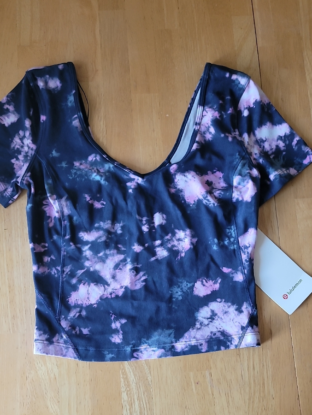 lululemon athletica Align Tee - Picture 3 of 8